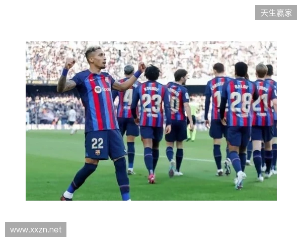 巴萨官方庆祝拉菲尼亚29岁生日,出战157场取得60球54助 巴萨官方庆祝拉菲尼亚29岁生日,出战157场取得60球54助