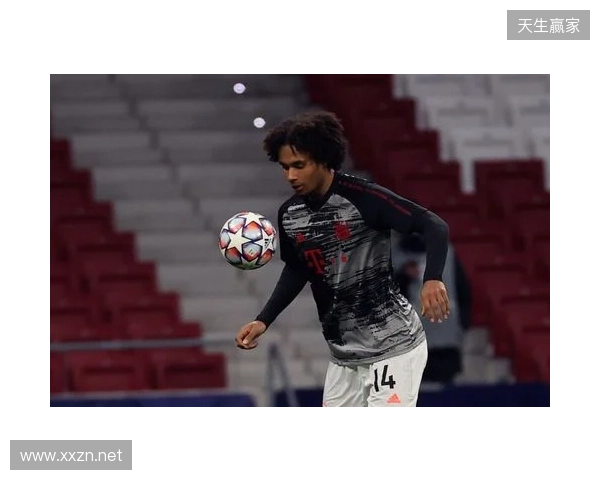 齐尔克泽晒在家看直播照片：我的天哪！！多古太牛了！