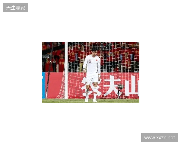 记者：国足抽调9人让安东尼奥无人可用 主力和替补差距就是这么大