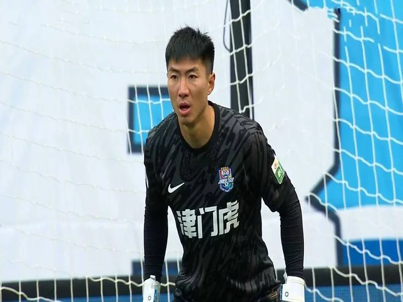 博主:津门虎外援基莱斯尚未归队,传闻转会的方镜淇随队参加冬训